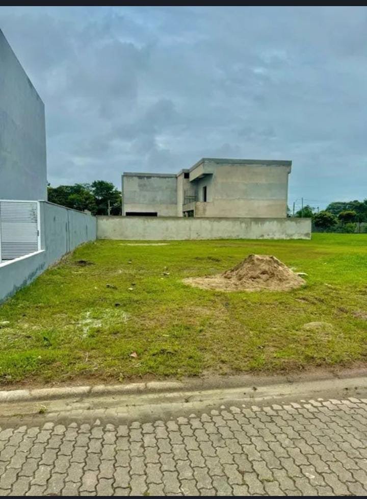 Terreno em Condomnio - Venda - Trs Marias - Perube - SP