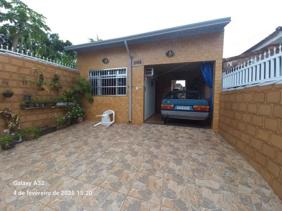 Casa Geminada - Venda - Stella Maris - Peruíbe - SP