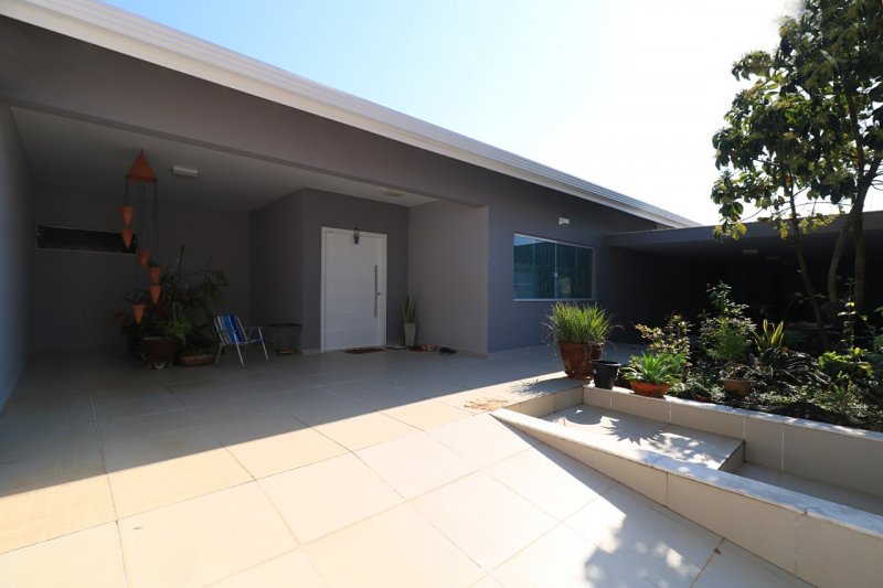 Casa Alto Padrão - Venda - Três Marias - Peruíbe - SP